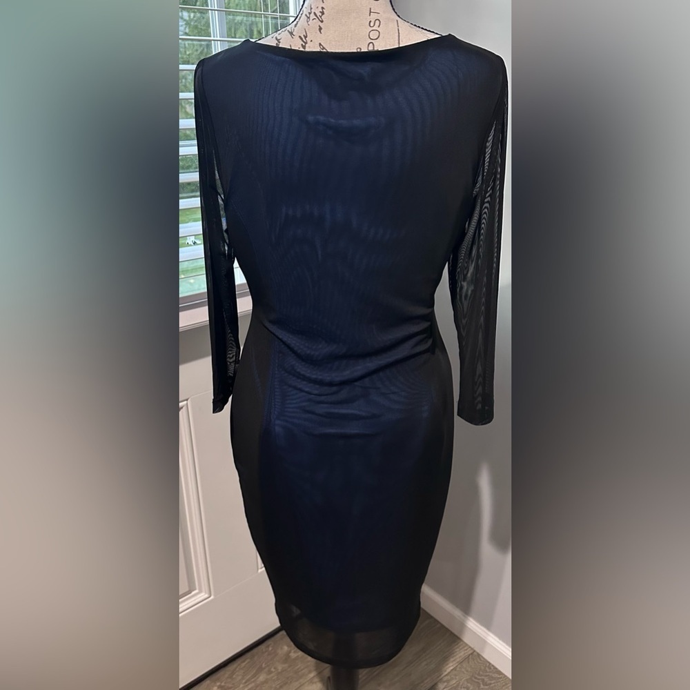 👗 Carmen Marc Valvo Black & Blue Sheath Dress - Size M 🌟 - Picture 5 of 12